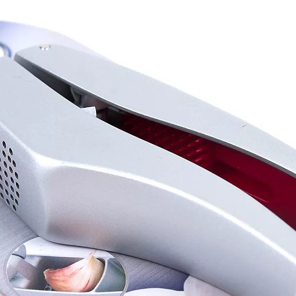 Zyliss Garlic Press 4 Zyliss Garlic Press - Image 2