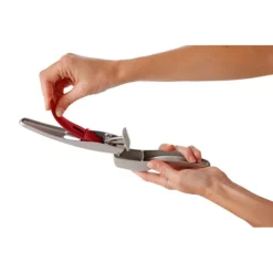 Zyliss Garlic Press 14 Zyliss Garlic Press -Lake Land 16640 5