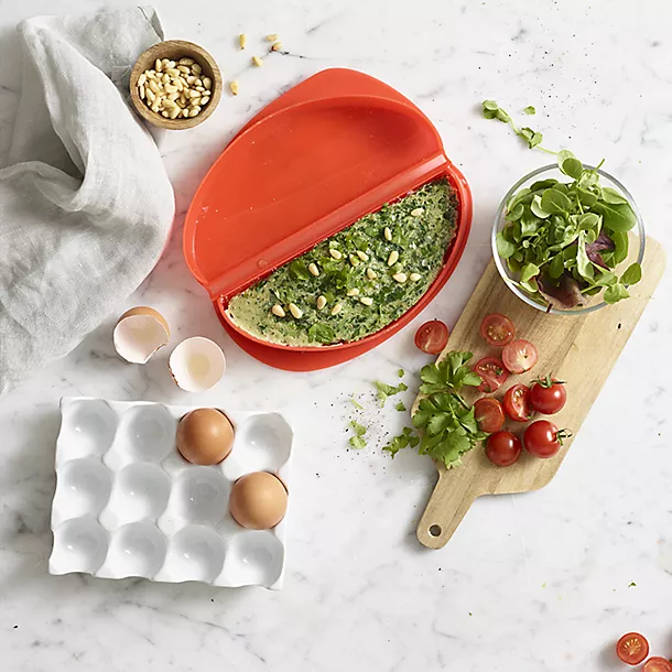 Lekue Lékué Microwave Cookware Red Silicone Omelette Maker 6 Lekue Lékué Microwave Cookware Red Silicone Omelette Maker - Image 4