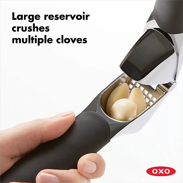 OXO Good Grips Garlic Press 5 OXO Good Grips Garlic Press - Image 3