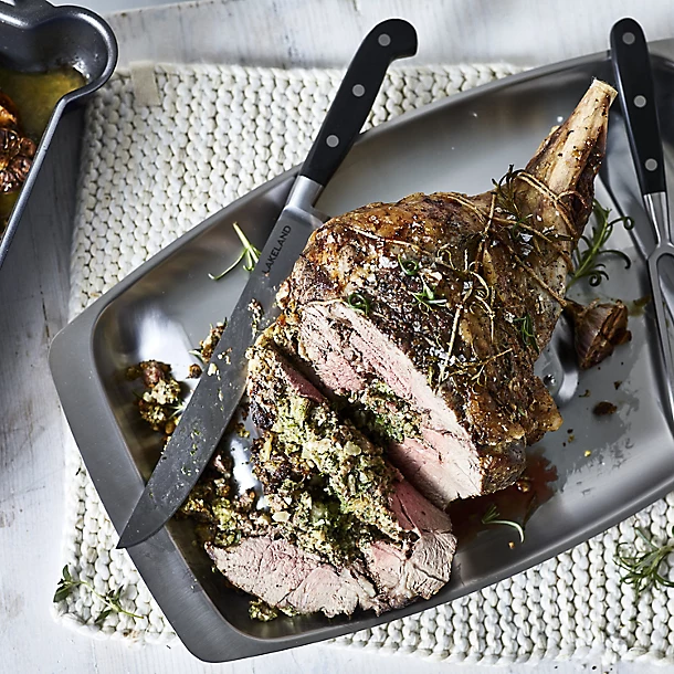 Lakeland Stainless Steel Spiked Carving Tray 9 Lakeland Stainless Steel Spiked Carving Tray - Image 7