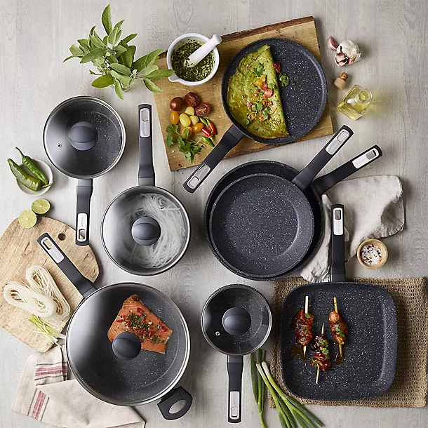 Lakeland Forged Aluminium 28cm Griddle Pan 4 Lakeland Forged Aluminium 28cm Griddle Pan - Image 2