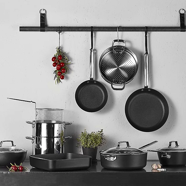 Scanpan TechnIQ Roasting Pan 30cm 4 Scanpan TechnIQ Roasting Pan 30cm - Image 2