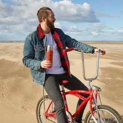 Thermos Red Check Insulated Flask 470ml 7 Thermos Red Check Insulated Flask 470ml -Lake Land 26876 3