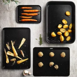 MasterClass Vitreous Enamel Roasting Pan 11 MasterClass Vitreous Enamel Roasting Pan -Lake Land 27104 5