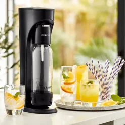 Front Page -Lake Land 27169 2