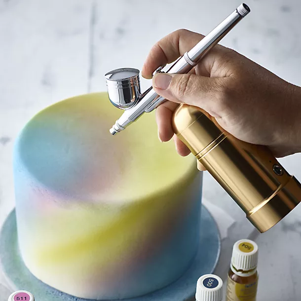 PME Rechargeable Cake Decorating Airbrush Kit AB140 And 8 Airbrush Colours 4 PME Rechargeable Cake Decorating Airbrush Kit AB140 And 8 Airbrush Colours - Image 2