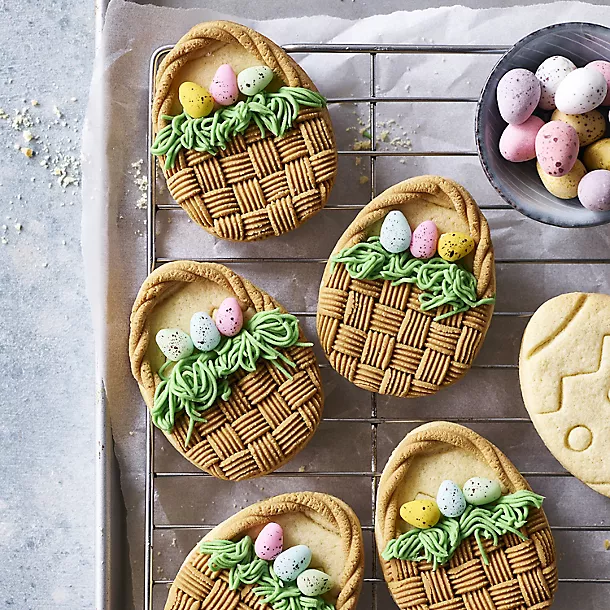 Decora Decortwist Fondant Icing Shaper Extruder With 20 Designs 4 Decora Decortwist Fondant Icing Shaper Extruder With 20 Designs - Image 2