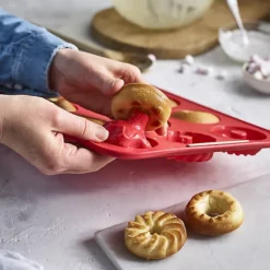 Lakeland Silicone 12 Hole Doughnut Mould 15 Lakeland Silicone 12 Hole Doughnut Mould -Lake Land 32703 6