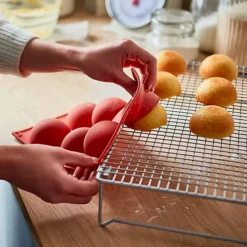 Lakeland Silicone Animal Cake Mould 11 Lakeland Silicone Animal Cake Mould -Lake Land 33090 3