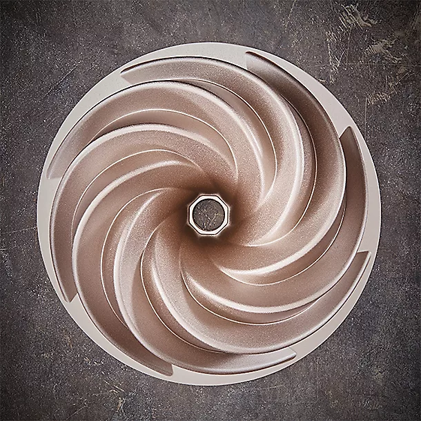 Non-stick Bundt Tin 6 Non-stick Bundt Tin - Image 4