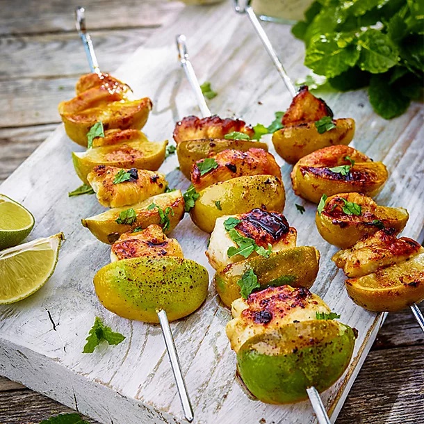 Cobb Premier Air Charcoal Barbecue Grill And Carry Bag 5 Cobb Premier Air Charcoal Barbecue Grill And Carry Bag - Image 3