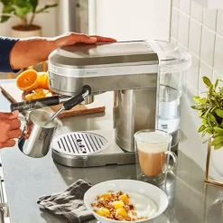 KitchenAid Semi-Automatic Espresso Machine 1.4L 5KES6503B 14 KitchenAid Semi-Automatic Espresso Machine 1.4L 5KES6503B -Lake Land 63194 3