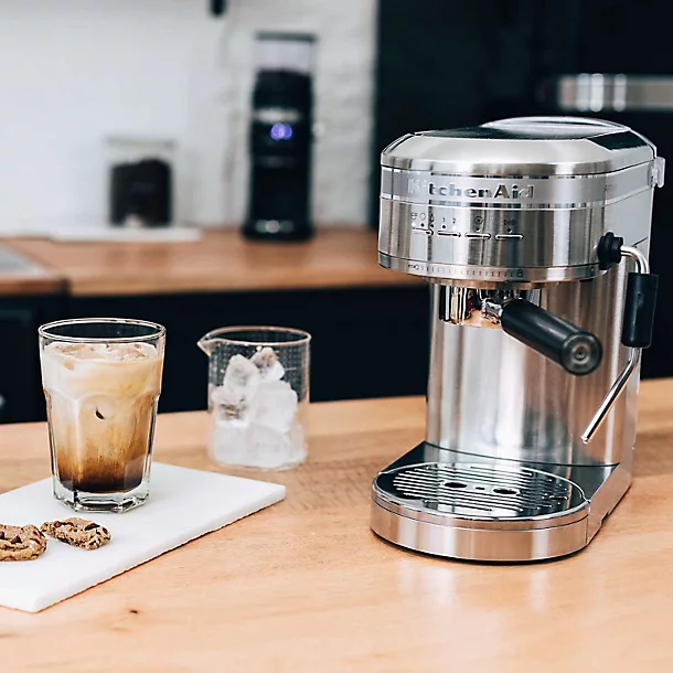 KitchenAid Semi-Automatic Espresso Machine 1.4L 5KES6503B 11 KitchenAid Semi-Automatic Espresso Machine 1.4L 5KES6503B - Image 9