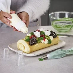 Lakeland Russian Nozzle Icing Set - 8 Nozzles And 3 Piping Bags 15 Lakeland Russian Nozzle Icing Set - 8 Nozzles And 3 Piping Bags -Lake Land 72677 6