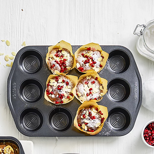 Circulon Ultimum 12 Cup Muffin Tin 4 Circulon Ultimum 12 Cup Muffin Tin - Image 2