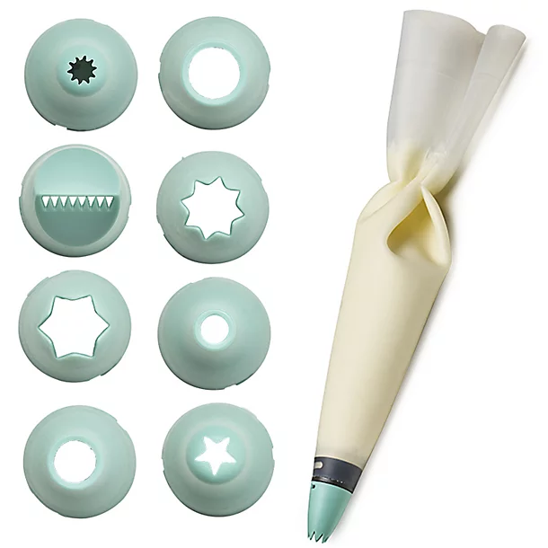 Silicone Piping Bag With Built-in Coupler And 8 Nozzles 3 Silicone Piping Bag With Built-in Coupler And 8 Nozzles