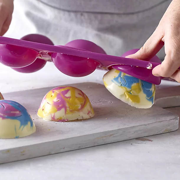 Reinforced Silicone 12-Cup Hemisphere Pan 8 Reinforced Silicone 12-Cup Hemisphere Pan - Image 6