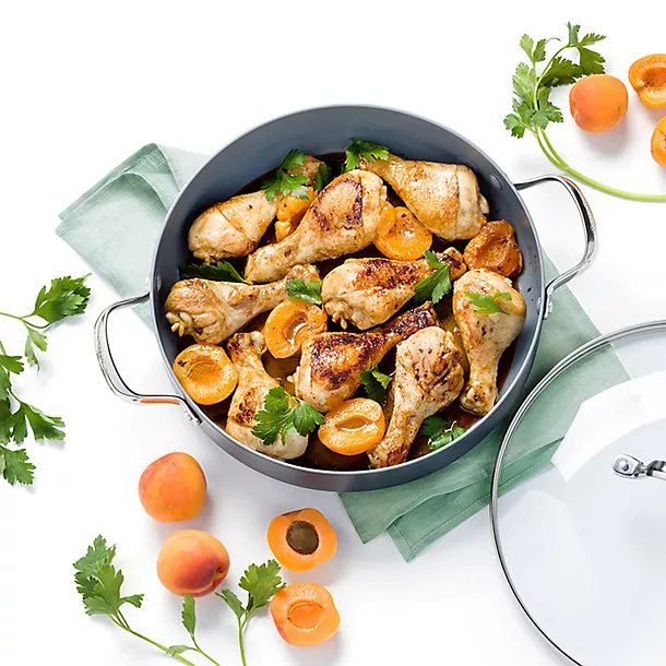 GreenPan Venice Pro 26cm Shallow Casserole With Glass Lid 6 GreenPan Venice Pro 26cm Shallow Casserole With Glass Lid - Image 4