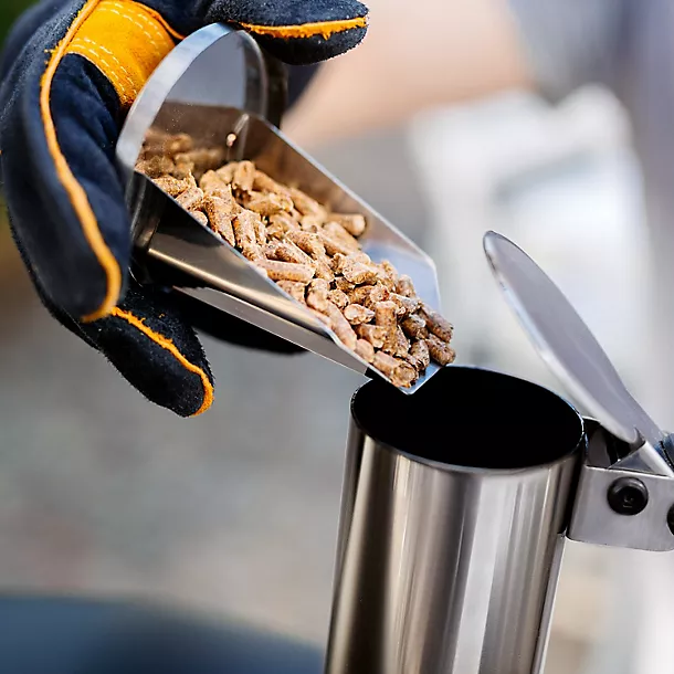 Ooni Oak Hardwood Pellets – 10kg 7 Ooni Oak Hardwood Pellets – 10kg - Image 5