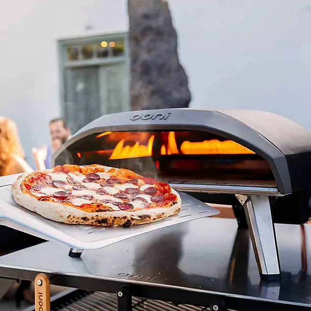Ooni Koda 16 Gas-Fired Outdoor Pizza Oven With Baking Stone & Cover Bundle 6 Ooni Koda 16 Gas-Fired Outdoor Pizza Oven With Baking Stone & Cover Bundle - Image 4