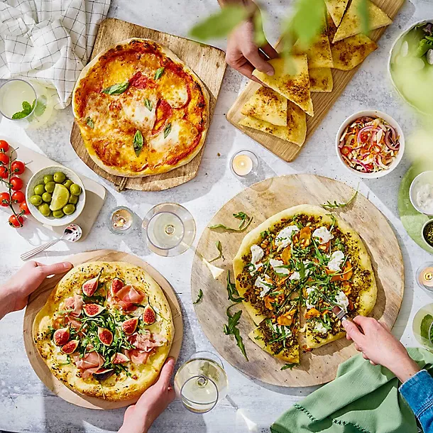 Ooni Koda 12 Gas Powered Pizza Oven And Pizza Peel Bundle 7 Ooni Koda 12 Gas Powered Pizza Oven And Pizza Peel Bundle - Image 5